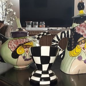 Decor/collectibles